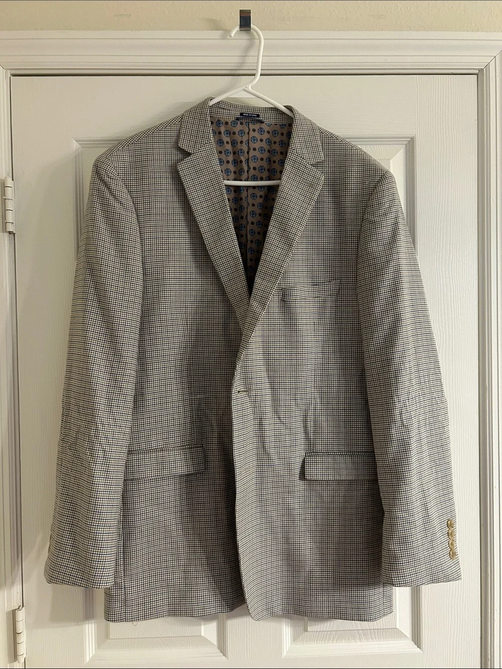 Men's Gray Check Blazer - Classic Sport Coat